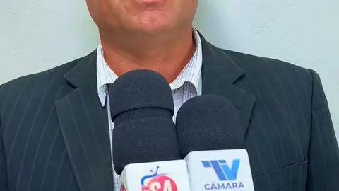 Câmara: Presidente Leandro Santos homenageia mulheres e destaca parceria