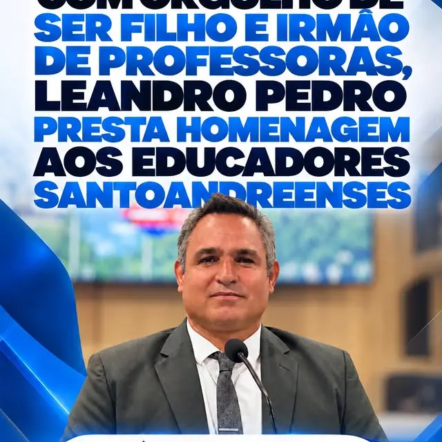 Presidente da Câmara de Santo André homenageia professores do município